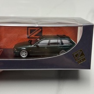 Ready Stock DCM 1: 64 BMW BMW E39 Travel Edition Open Cover Bearing Wheel Alloy Car Model