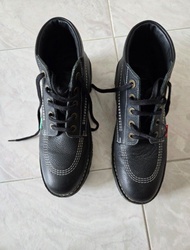 Kickers Black Leather Boots - Size 43