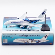 Aviation 1: 400 alloy material aircraft model Malaysia Airlines Airbus A380 9M-MNE Die-Cast Vehicles