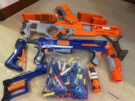 Nerf 玩具槍連配件彈匣 $60 全取