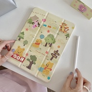 Casing Hard Acrylic Luky Pooh Pattern Case Compatible with IPad Mini6 IPad 5 6 7 8 9 10 Air1 Air2 Air3 Air4 Air5 10.9" Pro10.5 IPad10.2" Pro11 Pro12.9 2018 2020 2021 2022 Leahter