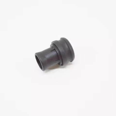 Original factory 8685460 is suitable for Volvo accessories XC60 XC90 S90 V90 S60 V60 S90L cigarette 