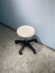 【新竹2手家具館】最便宜選永茂二手家具*F040707*白色美容椅*跑步機 按摩椅 健身器材 美容器材 營業用桌椅 電器 竹北新豐湖口桃園