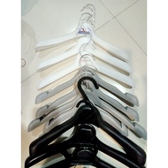 Small Suit Clothes Hanger (Second Hand) 1 Set 16 Pieces (Not Sold Separately) Length Approximately 3