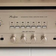 金嗓子 Accuphase E207 合併擴音機 100W x 2 (220V)