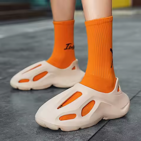 Luxury Designer Brand Men Women Fashion Foam Runner Summer Sandals Men's Slides Man Casual Slippers 