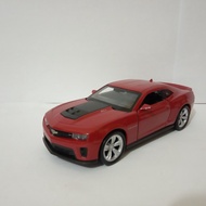 Diecast Chevrolet Camaro ZL1 red miniature sports car Welly 1:36 price