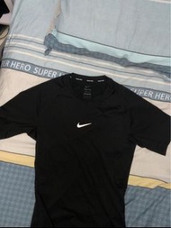 Nike Pro 黑色 Dri-FIT 緊身衣
