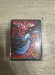 (Sold)美版噴火龍UPC卡套卡盒