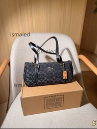 🚚 Coach 蔻馳新品丹寧牛仔法棍包