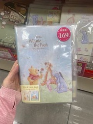 台灣代購 Winnie the Pooh 小熊維尼 2024 schedule book 手帳 /跨年日誌