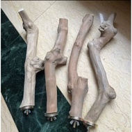 Wooden perch for birds, hamsters, squirrels, etc.