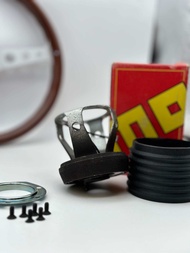 คอพวงมาลัย MOMO แท้ Made in Italy แบบ Collapsible สำหรับ Porsche 924/944 ของอยู่ในไทย มีที่เดียว 801