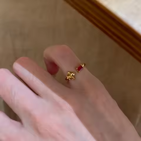 S925 Sterling Silver Ring Gold Iris Ruby Tail Ring Vintage Niche Ring
