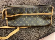 LV 中古 三角朱古力