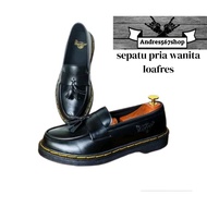 DR.MARTENS Dokmart Dr. Martens Men's loafers Dr. Martens Dokmart SlipWanita. On casual free box