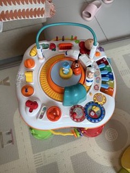 VTech 多功能學習桌