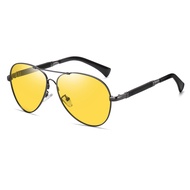 Cyxus Prolarized Aviator แว่นกันแดดสำหรับผู้ชาย Memory Beam Design แว่นกันแดดพร้อมการป้องกันรังสี UV