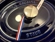 《全新罕見深藍》Staub 琺瑯鑄鐵鍋 3.2L 27cm 10 5/8” 深藍色
