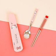 ♀高麗妹♀韓國 Hello Kitty 格紋系列 304不鏽鋼湯匙+筷子+收納盒 三件式環保餐具組(預購)