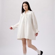 白色荷葉邊恤衫裙