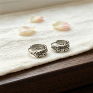 Accessories that exude a gentle, elegant, and sophisticated vibe.Accessories that exude a gentle, el