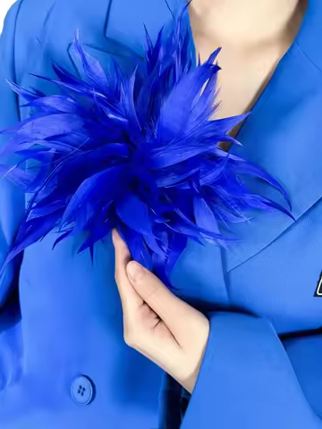 Blue Ostrich Feather Brooch For Women Cloth Feather Scarf Clip Lapel Pins Dress Accessory Boutonnier