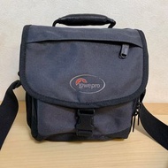 Lowepro Nova Mini 相機袋 (舊版線繡logo)