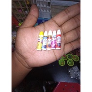 Miniature Dollhouse Baygon Glade Lysol Spray Simulation