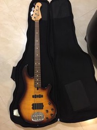 Bass guitar: Lakland Skyline 44-02 4-String Bass 3-Color Sunburst Maple & bass Ampeg ba-108