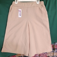 CELANA KULOT PENDEK WANITA JUMBO/ CELANA 7/8 KULOT PENDEK SANTAI