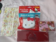 1套4件1）全新hello kitty pocket 小久保便攜暖手器便攜暖包迷你儲物膠盒2）全新hello kitty 八達通卡套3）全新hello kitty 黑色鋼筆桿原子筆及盒hello ki