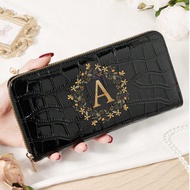 1pc Gold A-Z Letter Charm - Gilded Floral Wreath Frame,Fashionable Long Wallet, High-Quality Credit 