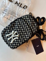 MLB bag 手機斜孭袋