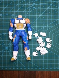 shf Bandai 龍珠 破損比達戰鬥服身體 公仔 Figure