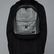 【現貨】三宅一生 BaoBao 銀灰色雙肩包 後背包