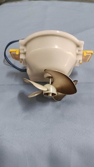 พัดลมตู้เย็น Toshiba 15T A3ไฟ 220v-240V ของแท้มือสอง