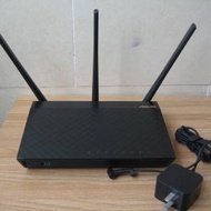 Asus RT-AC66u B1  AC1750 雙頻無線路由器