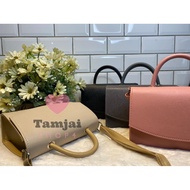 Fashionable Shoulder Bag Trendy New Simple And Elegant Looks Luxurious Expensive But Not Expensive. 