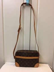 🈹️🈹️98%New LV名牌真皮經典款手袋100%真貨（2用）（特價$5700包順豐站取件，不退換）（長青款）（大清貨、大清貨）