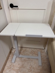 可移動，升高，摺疊電腦工作桌