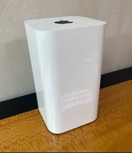 Apple AirPort Extreme Tower in Perfect Condition + Wire