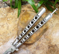 【Deal of the day】 Theone Crocodile Butterfly In Trainer Channel 440c Shaped Crocodile Steel Handle J