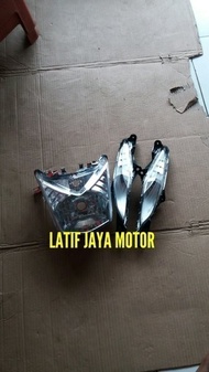 REFLEKTOR LAMPU DEPAN PLUS SEIN DEPAN HONDA BEAT FI - SPERPART MOTOR