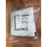 105736 3g2w switch socket