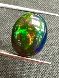 แบล็คโอปอล 2.69cts 12.2x9.5x4.2mm รูปไข่ พลอยธรรมชาติ 100% Black opal 2.69cts 12.2x9.5x4.2mm oval sh