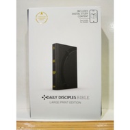 Black | CSB Daily Disciples Bible, Large Print Edition, Imitation Leather, Gold Edge