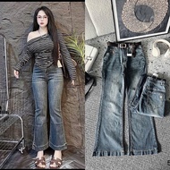 511 Bigsize Honeysuckle Embroidered Flared Jeans