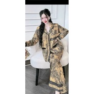 Branded silk pajamas with stone buttons, sizes from 40 to 60kg