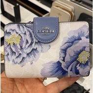 แท้100% กระเป๋าสตางค์ Coâćh / C0082 กระเป๋าสตางค์ผู้หญิง / กระเป๋าสตางค์ใบกลาง / กระเป๋าตัง / กระเป๋